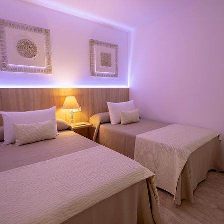 Petit Malaga Congress Hotel Kültér fotó